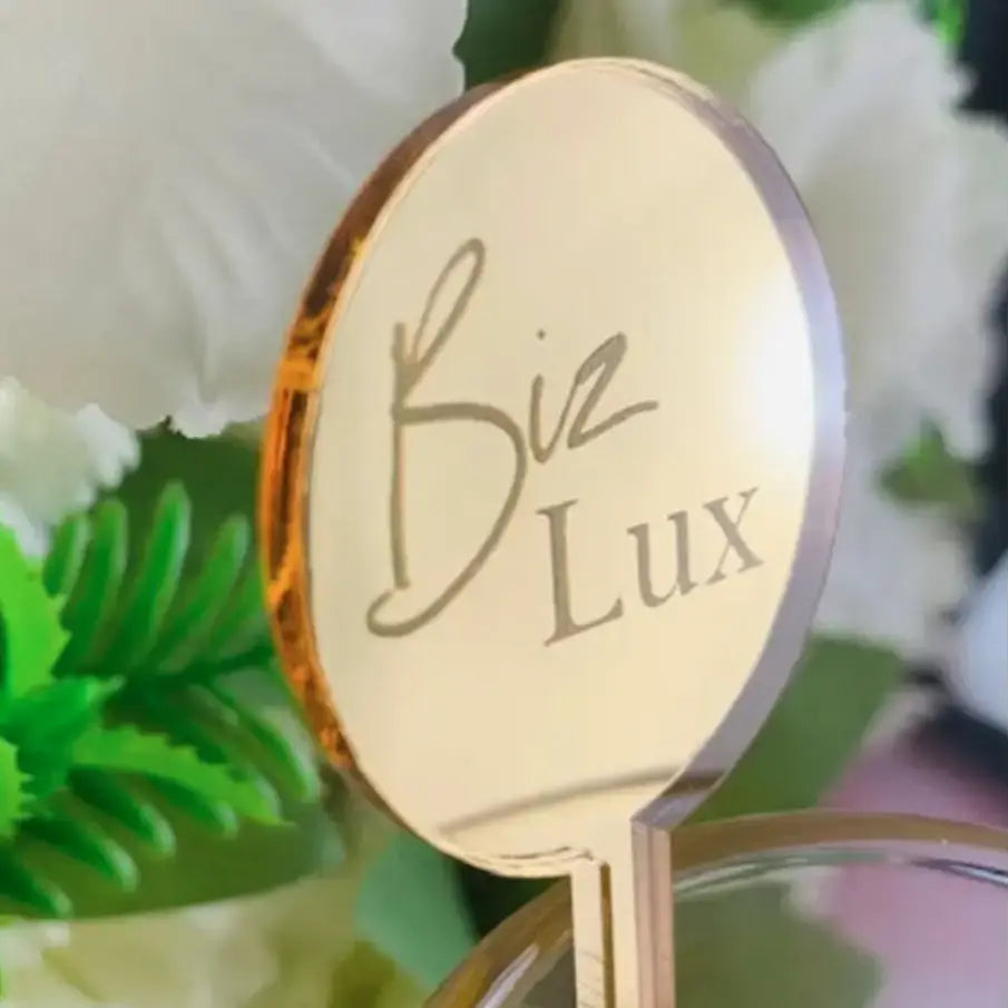 Custom engraved stirrers – precision cut mirror acrylic business drink