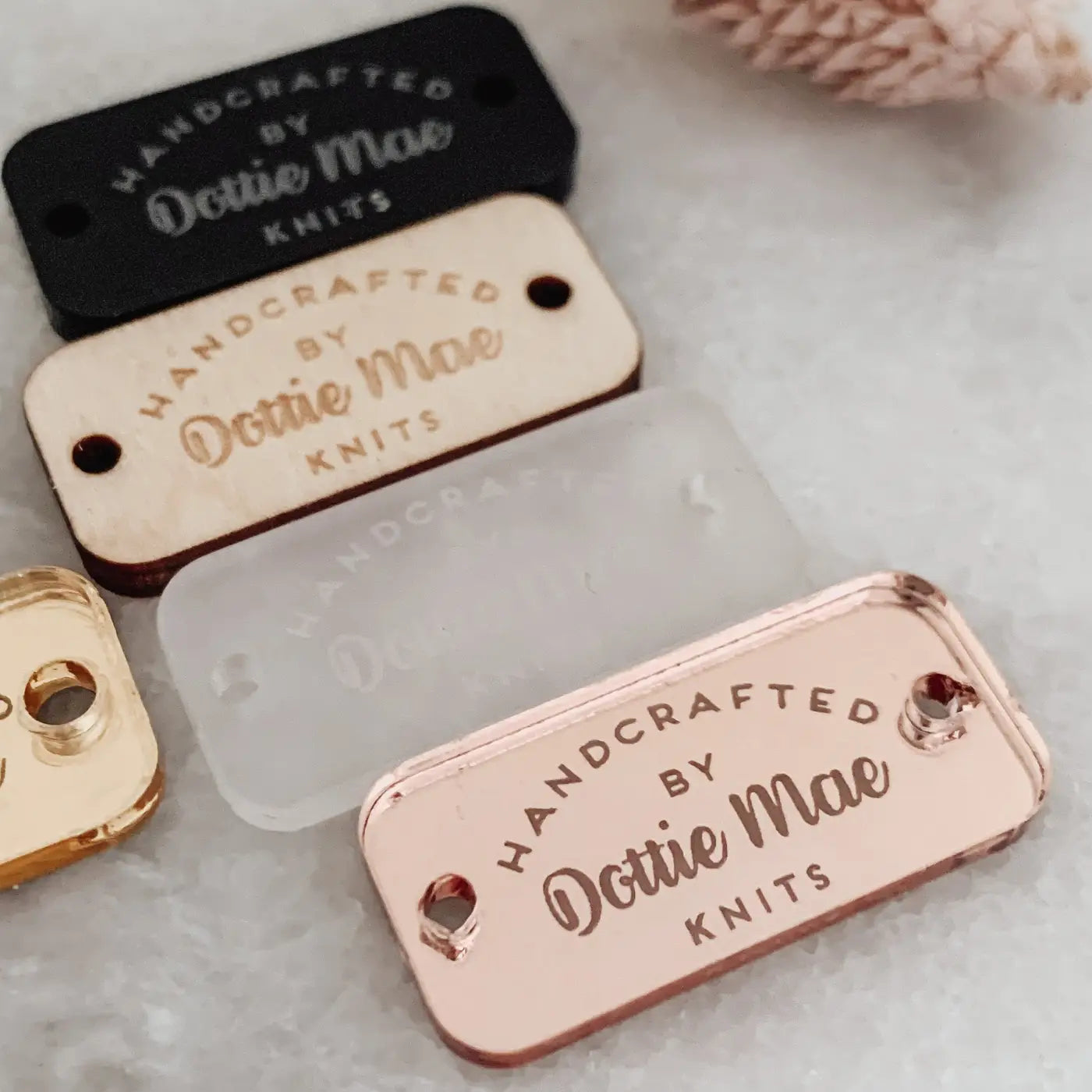 Personalised button tag – custom product labels with engraved wood buttons & acrylic gift tags
