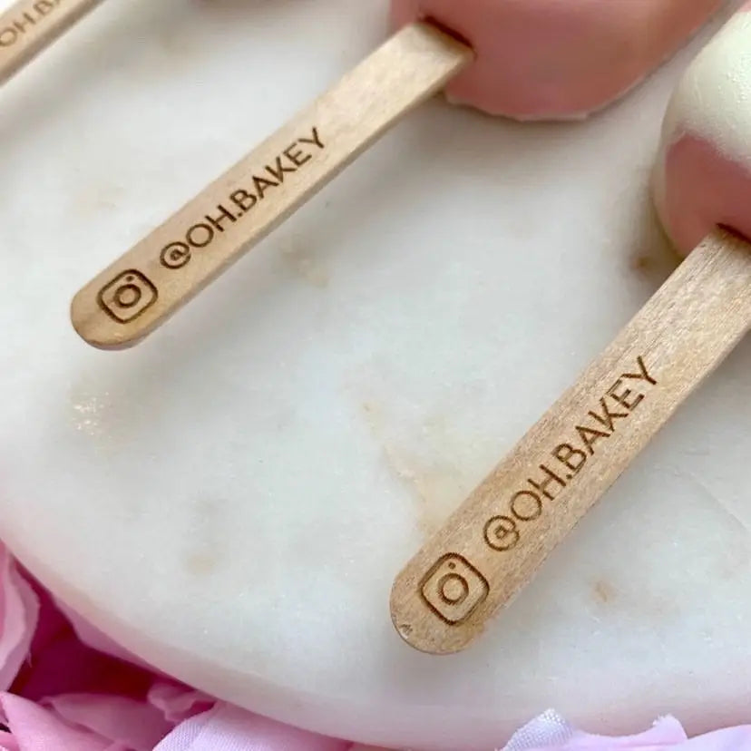 Personalised lolly sticks – custom engraved | luxury party favors uk