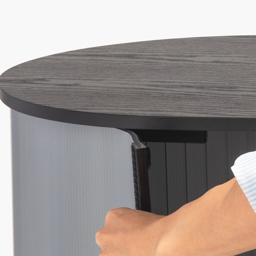 Curved Professional Exhibition Counters Portable Trade Show Display