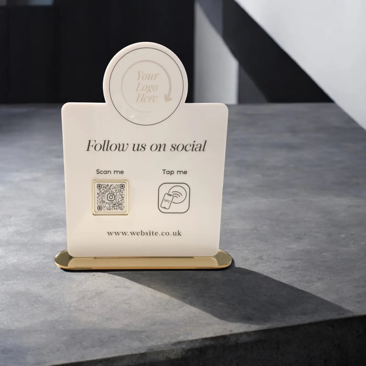 Contactless social media sign – custom acrylic display stand with luxury base