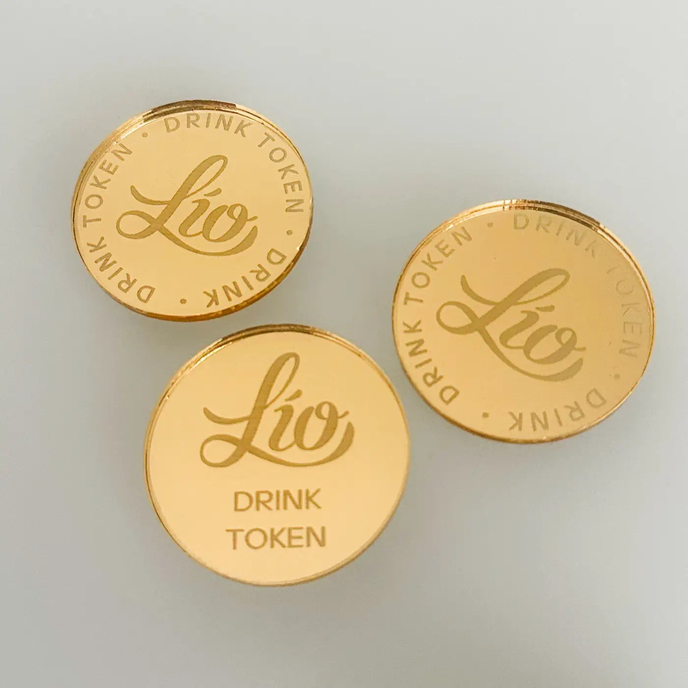 Engraved drinks tokens – custom logo mirror acrylic for business events