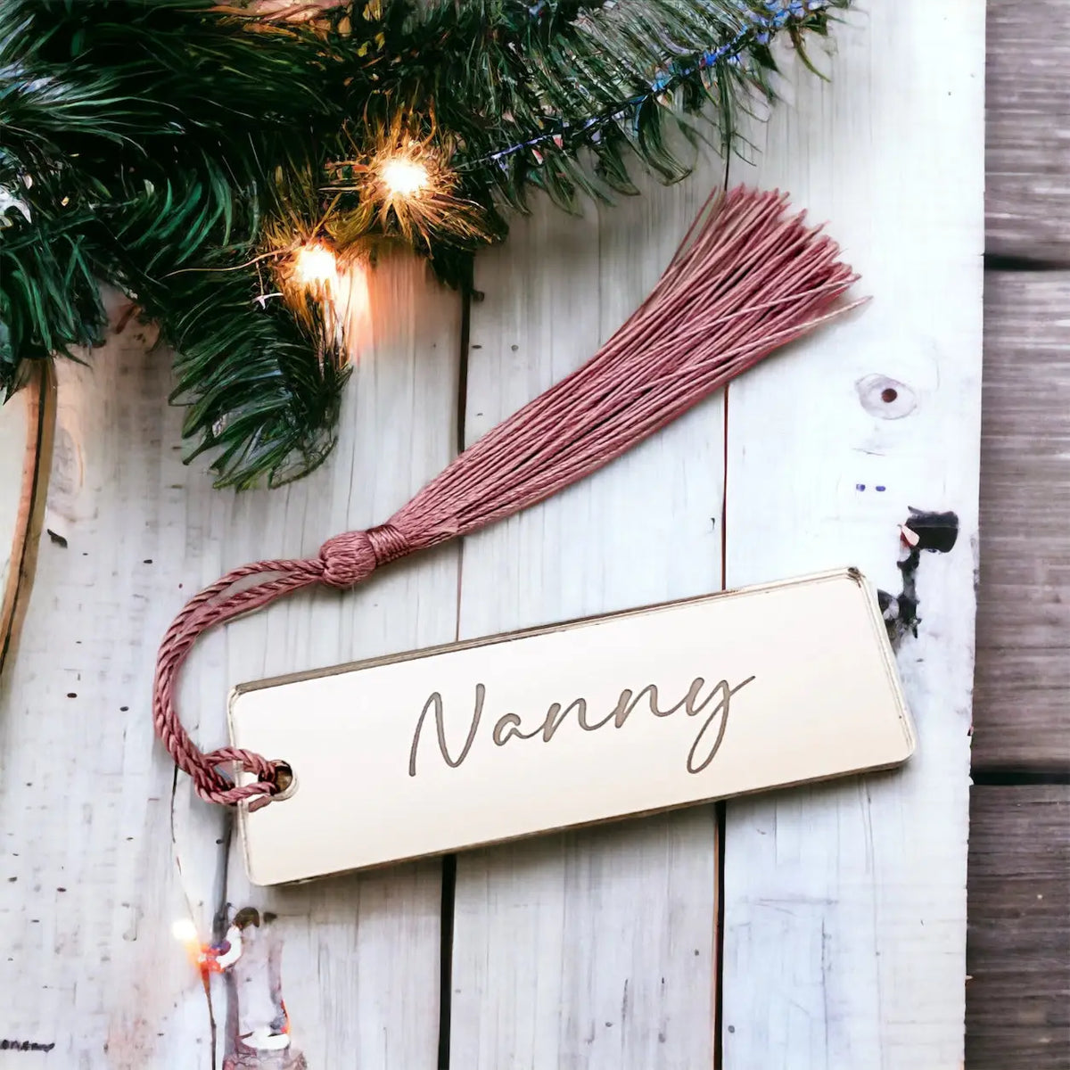 Luxury engraved party place names