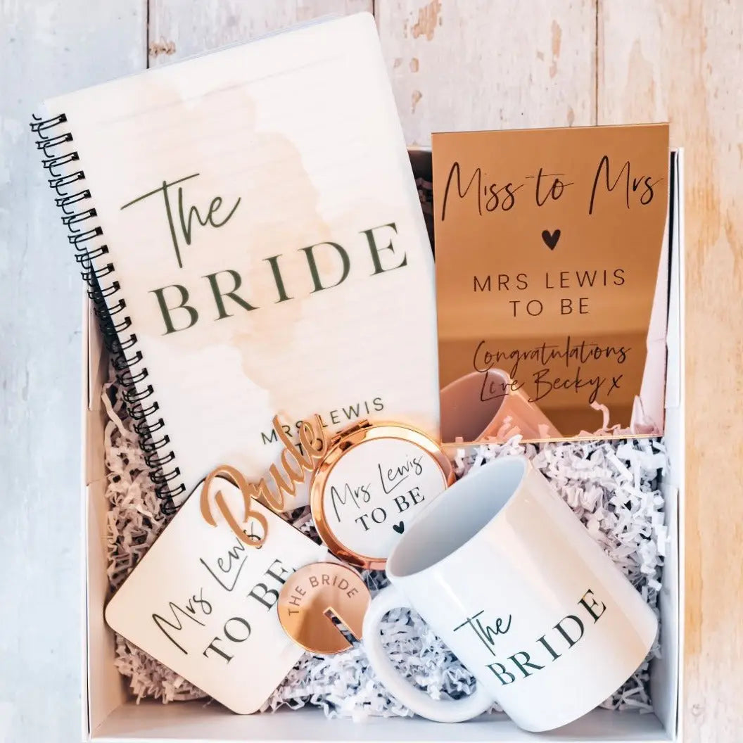 Personalised bride gift box – luxury custom | elegant bridal shower set