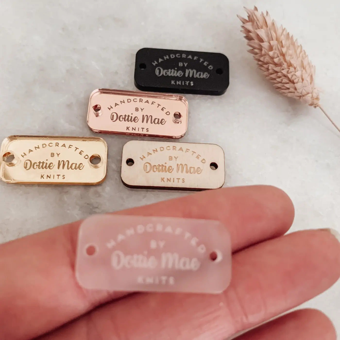 Personalised button tag – custom product labels with engraved wood buttons & acrylic gift tags