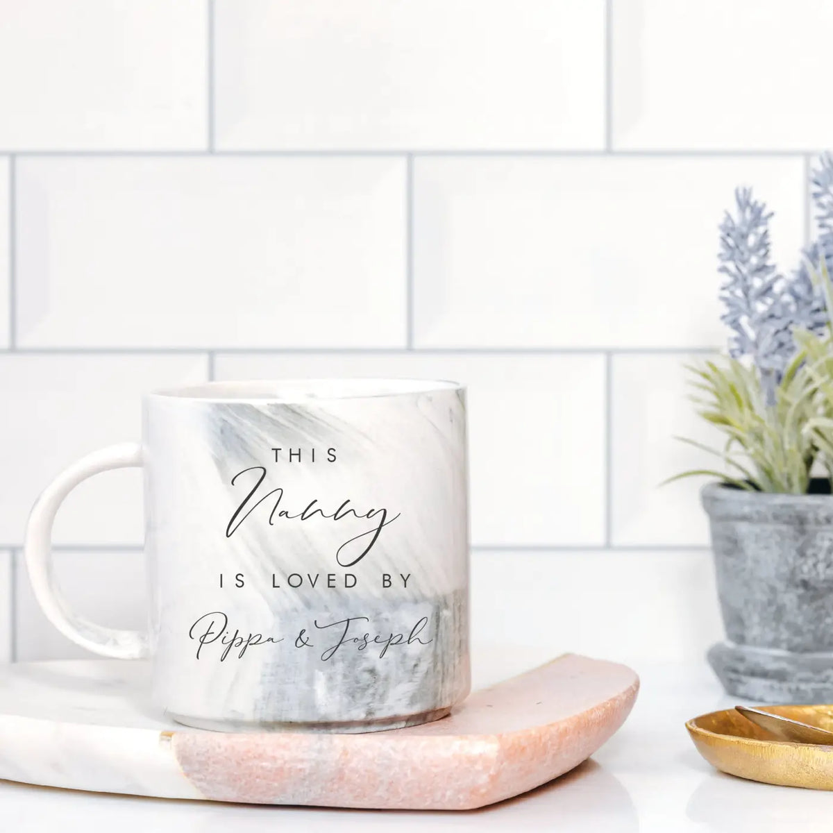 Personalised marble mug – custom text | luxury engraved coffee cup gift